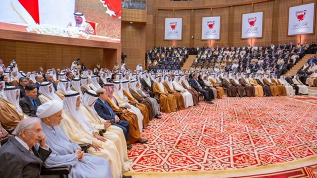 ملك البحرين: الاعتداءات والتدخلات الإيرانية الآثمة استهدفت سلامة الأوطان والشعوب