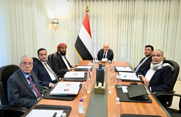 'الرئاسي' اليمني: التخابر مع ميليشيات الحوثي جريمة تصل عقوبتها إلى الإعدام