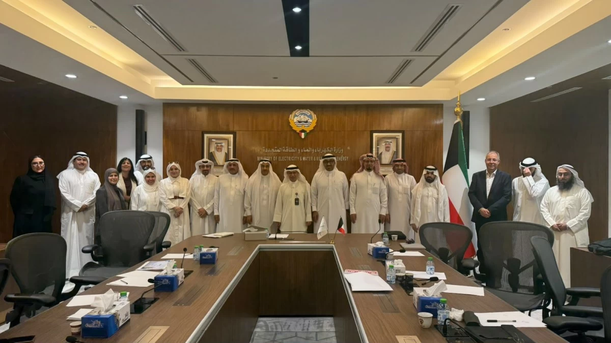 'الكهرباء والماء' تبحث مع هيئة الربط الكهربائي الخليجي استعدادات صيف 2027