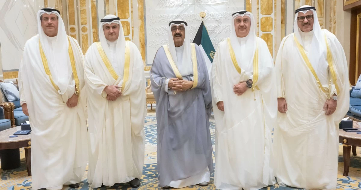 سمو الأمير يستقبل رئيس المجلس الأعلى للقضاء ونائب رئيس محكمة التمييز ورئيس محكمة الاستئناف