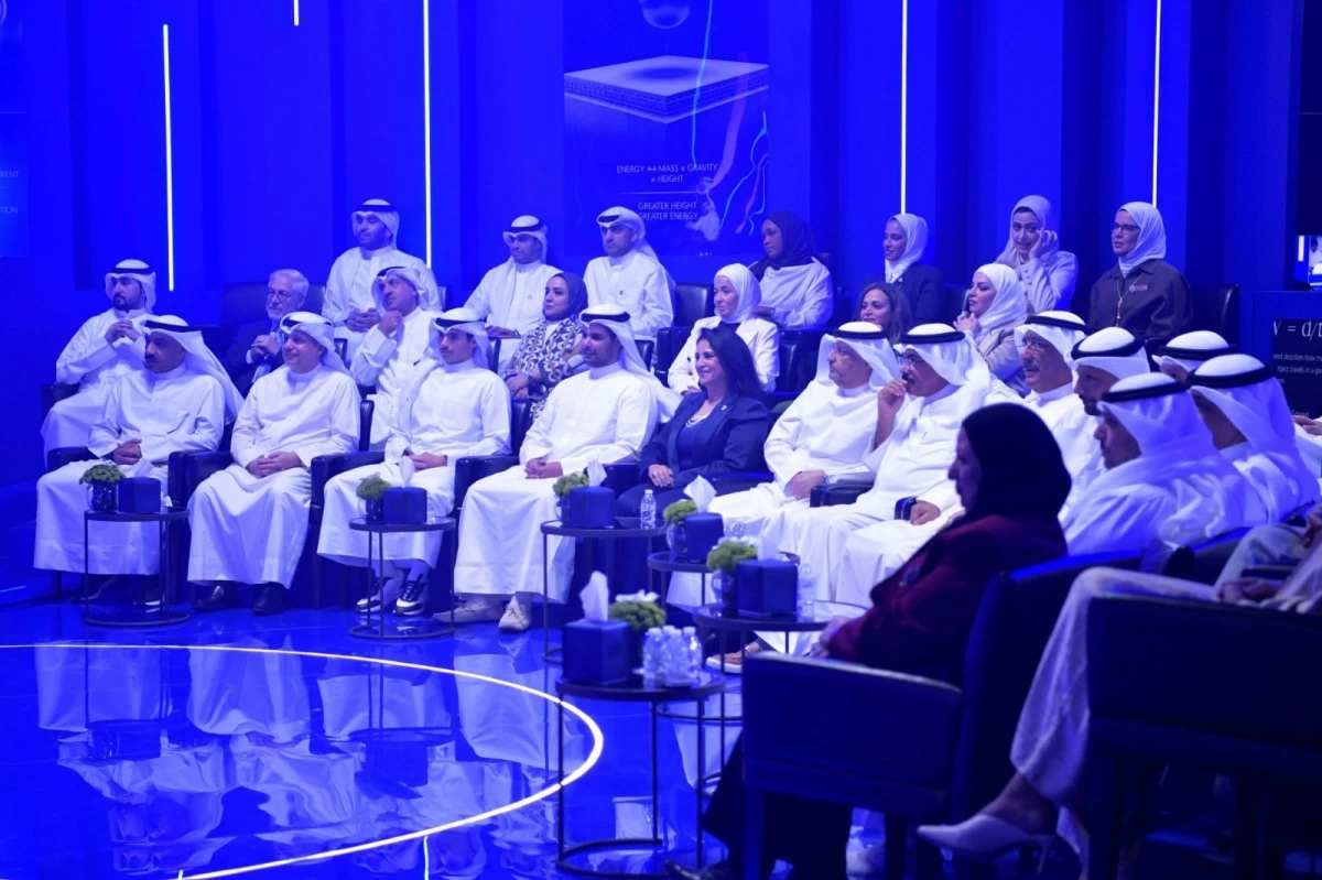 فرق مدارس الكويت تتنافس على كأس سمو الأمير في نهائي برنامج 'مع الطلبة'