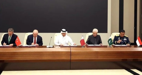 تركيا وقطر وباكستان وإندونيسيا توقع 'مذكرة بدر' للتعاون الدفاعي
