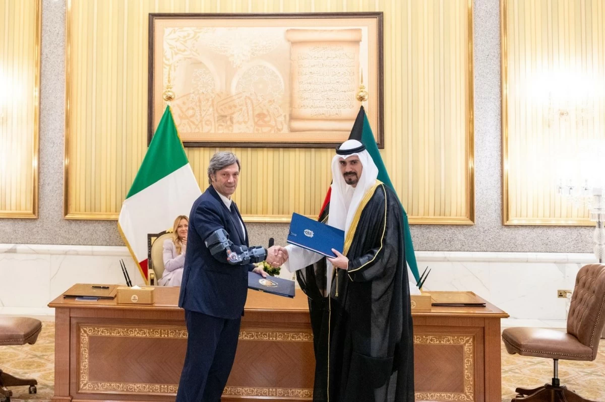 بحضور رئيس الوزراء ونظيرته الإيطالية... الكويت وإيطاليا توقعان مذكرتي تفاهم وخطاب نوايا في الاستثمار والدفاع والتعاون العسكري