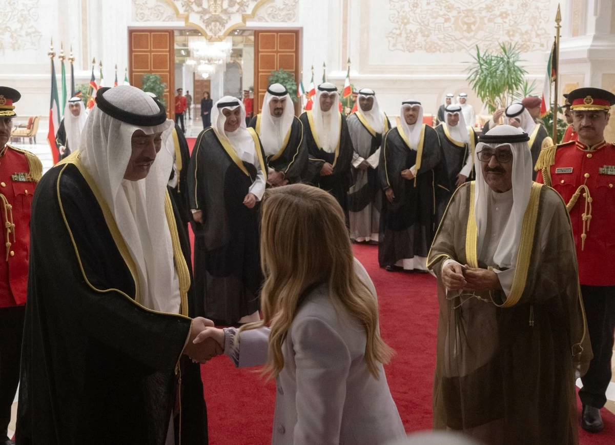 سمو الأمير يستقبل رئيسة وزراء إيطاليا بمناسبة زيارتها الرسمية للبلاد