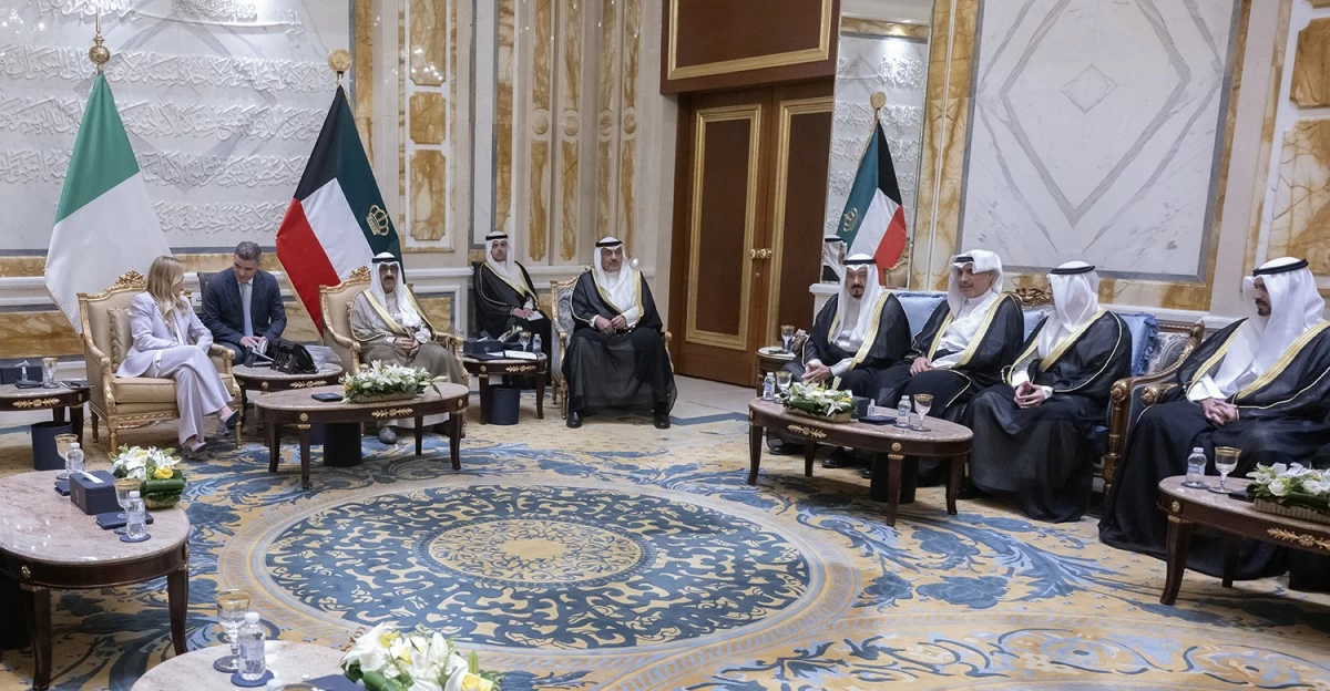 سمو الأمير يستقبل رئيسة وزراء إيطاليا بمناسبة زيارتها الرسمية للبلاد