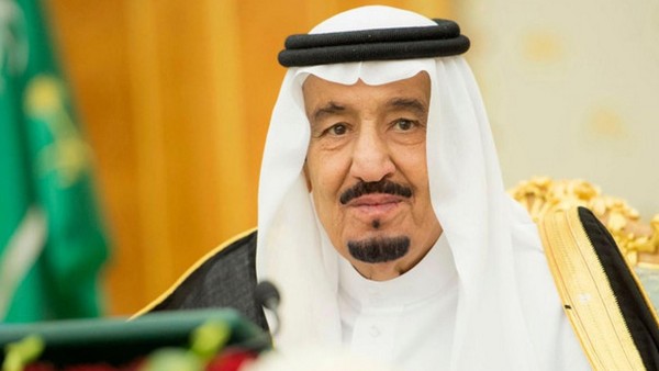 خادم الحرمين الشريفين يوجّه بإجراءات لدعم المواطنين وتخفيف أعباء تعديل تعرفتي الكهرباء والمياه