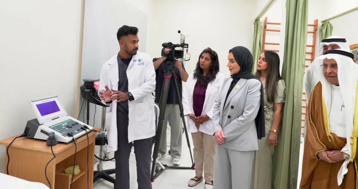 وزيرة 'الشؤون' تفتتح أول عيادة للعلاج الطبيعي للمسنين في القرين