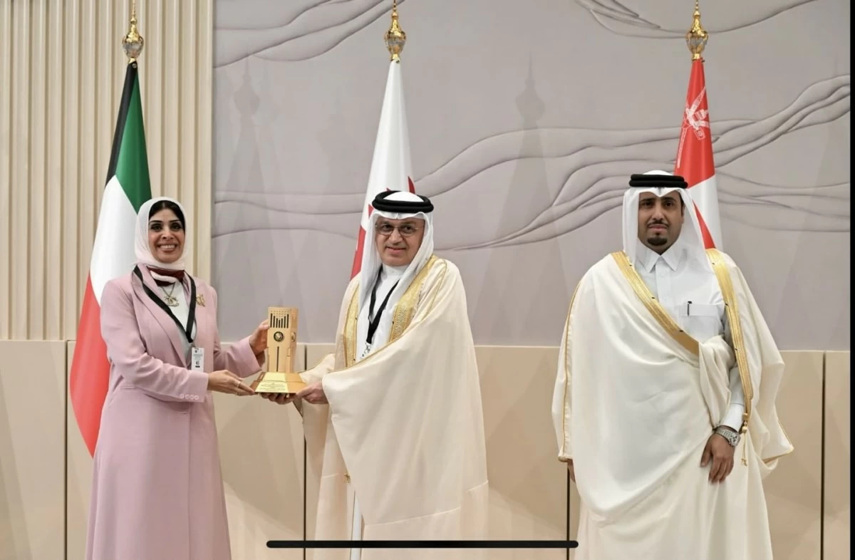 المستشار حنان العيدان تحصد جائزة التميز للأعضاء الفنيين بإدارات التشريع الخليجية