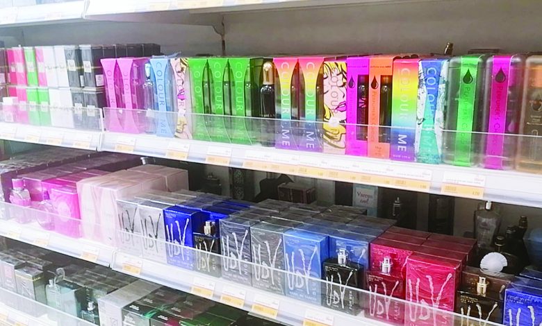 عطور رخيصة الثمن... بديلاً للمسكرات
