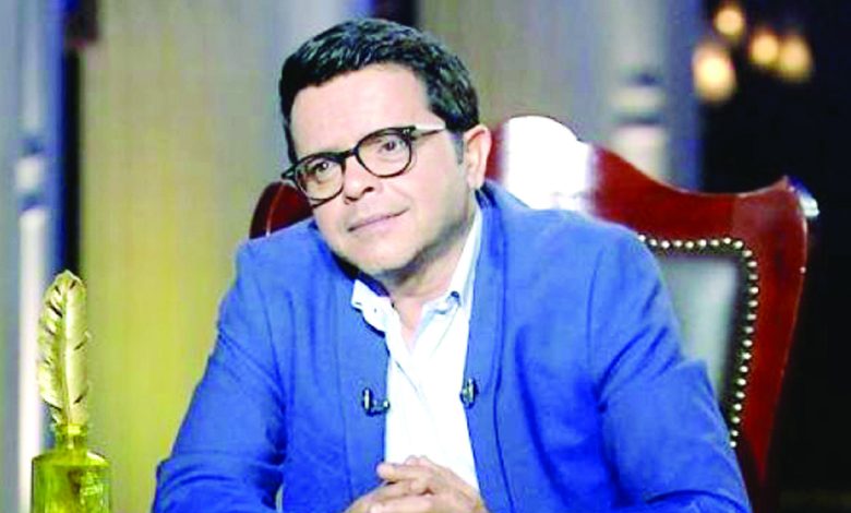 محمد هنيدي يكشف سبب خلافه مع عادل إمام
