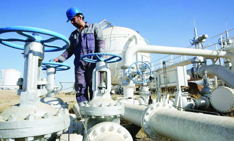 "كامكو إنفست": النفط يخترق حاجز 80 دولاراً في ظل شح الإمدادات