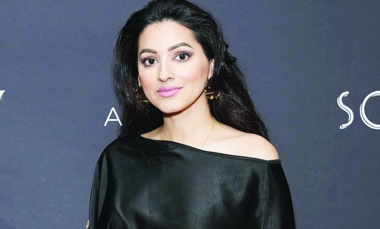 الممثلة الهندية إيمي ديفان خلال حضورها حفل إطلاق مسلسل "ربات البيوت الحقيقيات" بنيويورك