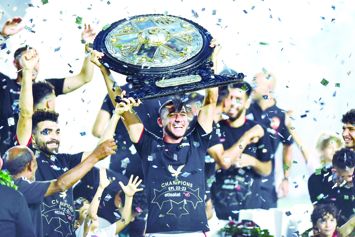 الأهلي يحتفل بلقب الدوري المصري