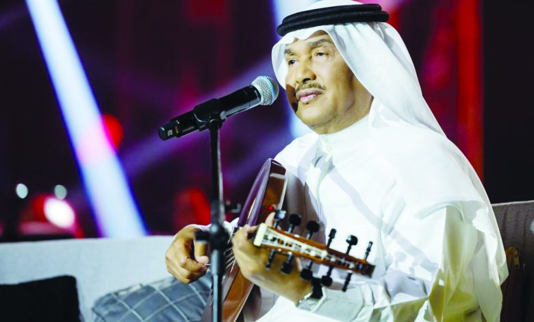 "يا حبي الكبير"... محمد عبده يرقص في نجران