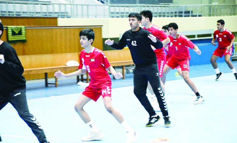 بدء تدريبات "أشبال اليد"