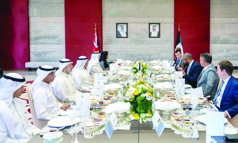 الكويت وبريطانيا: الارتقاء بالعلاقات إلى مستويات أشمل وأوسع بما يحقق المصالح المشتركة