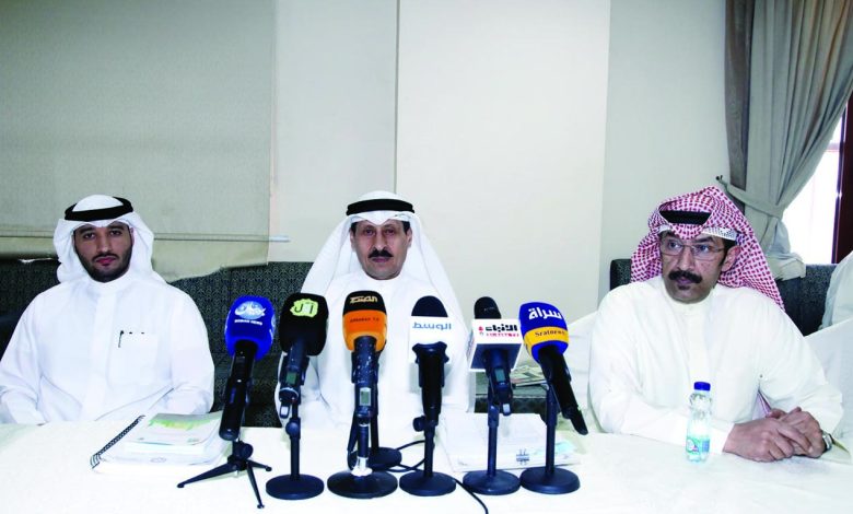 "الصيادين"...مشاكل البر تفاقم هموم البحر