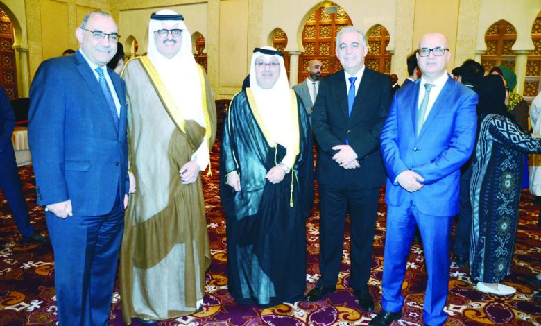 الفهد عزَّى الإمارات بوفاة سعيد بن زايد... ونظيره السعودي بضحايا سقوط طائرة مقاتلة