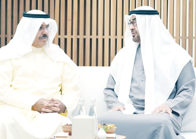 ممثل الأمير قدم واجب العزاء  إلى رئيس الإمارات بوفاة سعيد بن زايد