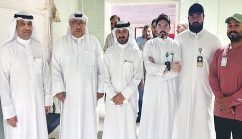 السلطان والخالدي تفقدا جاهزية مدارس الخيران للعام الدراسي