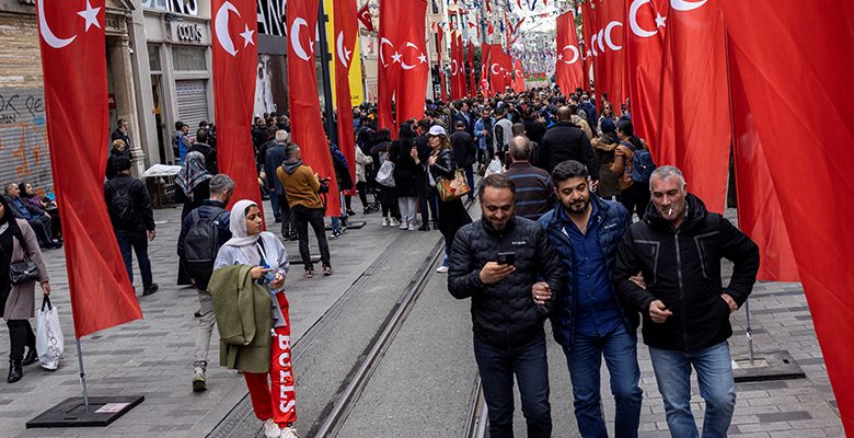 تركيا.. الكويتيون يحتلون المرتبة التاسعة بالسياح الأجانب الذين زاروا اسطنبول في يوليو الماضي