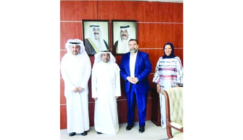 "المهن الطبية": بحثنا و"القوى العاملة" إصدار تراخيص الممرضين وفنيي المختبرات وفتح التوظيف للأطباء من مصر