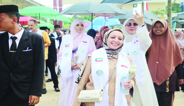 اليعقوب تفقدت المشاريع الوقفية في اندونيسيا