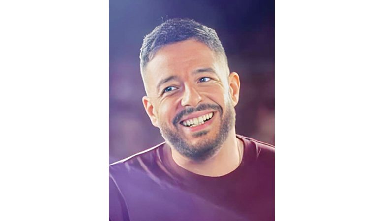 محمد حماقي يصدر"مش كفاية فراق"