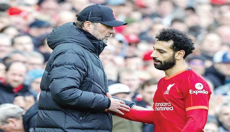توتر العلاقة بين صلاح وليفربول