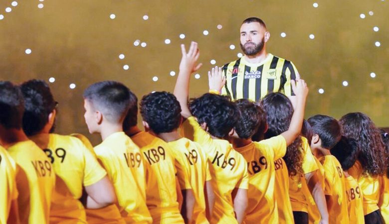 الأهلي يواجه الحزم بانطلاق الدوري السعودي اليوم