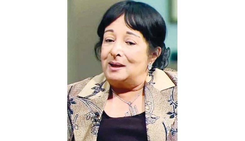 محمد رمضان أنهى خلافه مع سميرة عبدالعزيز