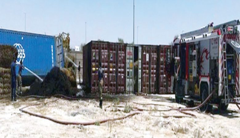 إخماد حريقين بالصليبية وجنوب عبدالله المبارك&hellip; ولا إصابات