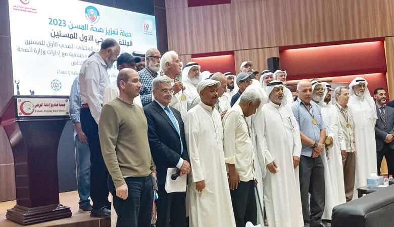 الصالح: استقبال 300 شخص بعيادة "الإقلاع عن التدخين" خلال عامين