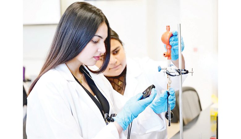جامعة الكويت: القبول في "الطب" وفق الإمكانات ولدينا ألف طالب