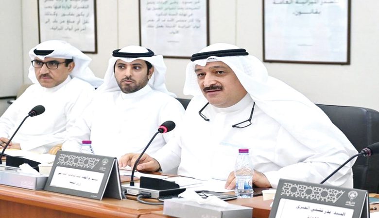 "الصحية" البرلمانية ناقشت "نقص الأدوية" بحضور الوزير العوضي