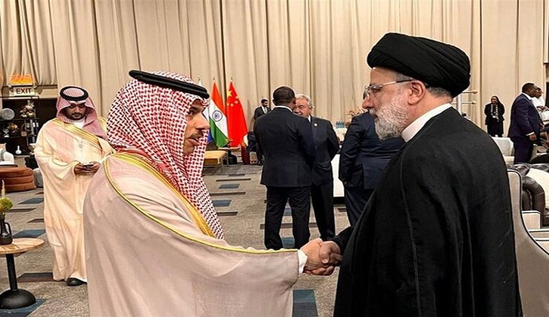 إيران: اعتقالات واسعة لأقارب محتجين قضوا بانتفاضة مهسا