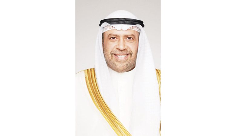 وزير الدفاع: نُجدِّد العهد على بذل الغالي والنفيس في سبيل الوطن