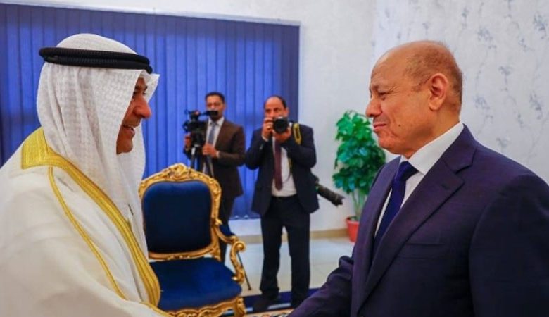 العليمي يشيد بالجهود الخليجية لإحلال السلام والاستقرار في اليمن