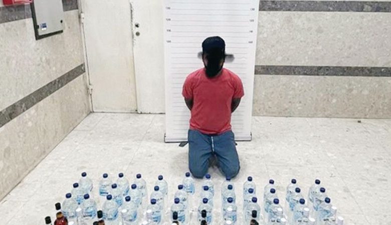 اصطياد مروجيّ خمور بحوزتهما1320 زجاجة