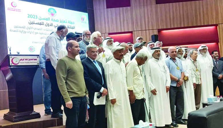 الصالح: استقبال 300 شخص بعيادة "الإقلاع عن التدخين" خلال عامين
