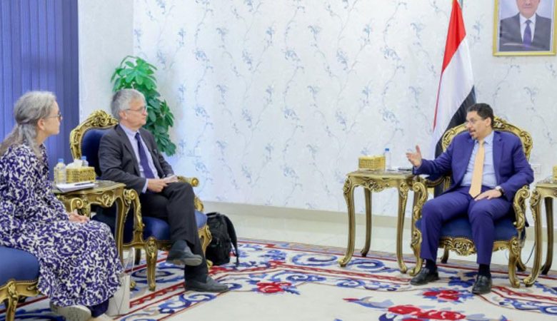 حكومة اليمن: جاهزون للحربإذا فرضت علينا وللسلام إذا جنح الحوثي