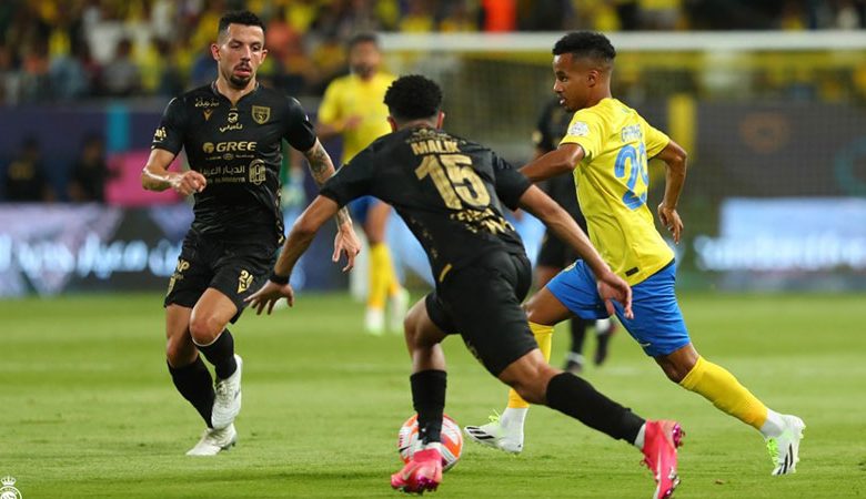 فوز الأهلي وخسارة النصر في دوري روشن السعودي