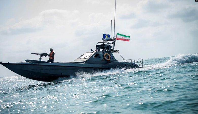 قضاء إيران يجرِّم واشنطن بـ"انقلاب نوجه" بقيادة آخر رئيس وزراء للشاه