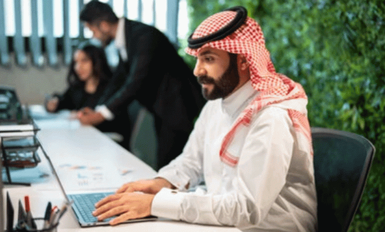 4 % من عاملي "الخاص" مواطنون… و2.7 مليون نسمة إجمالي سوق العمل