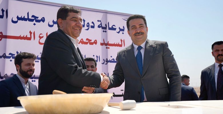 رئيس الورزاء العراقي يضع حجر الأساس لمشروع الربط السككي مع إيران