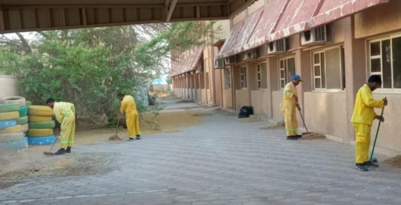 البلدية تعاون التربية في تنظيف المدارس