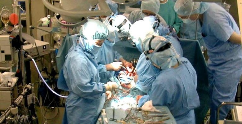 بأقل من عامين.. زرع قلب خنزير في جسم إنسان للمرة الثانية