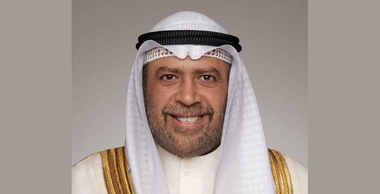 وزير الدفاع يهنئ سمو أمير البلاد بالذكرى الثالثة لتولي سموه مقاليد الحكم