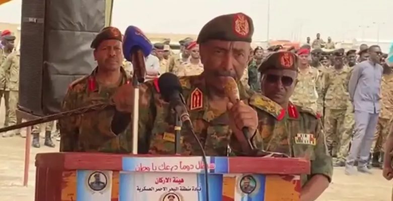 البرهان: الجيش والشعب مصممون على دحر التمرد