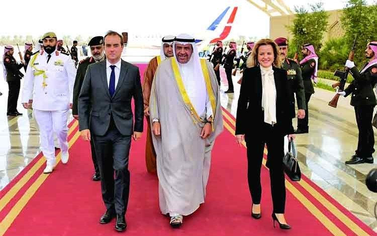 وزير الدفاع: توحيد الجهود وتبادل الخبرات بين القوات المسلحة في الكويت وفرنسا